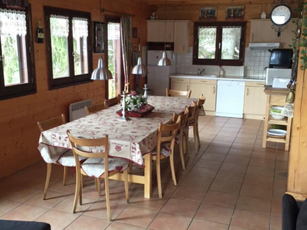 8 10 pers chalet just 700 meters outside Les Gets Extérieur photo